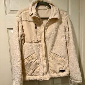 Women’s Patagonia Reversible Fleece Like New Size Large